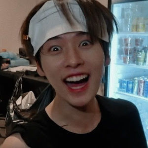 Meet your Posher, Stars